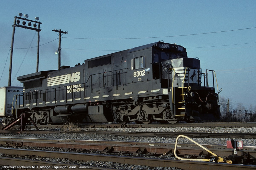 NS 8302